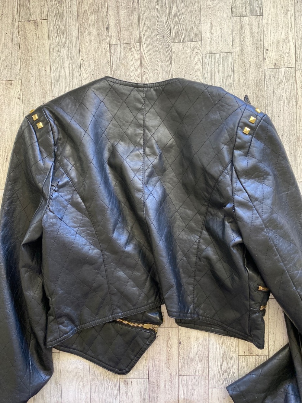 Leather Jacket - Picture 5 of 8